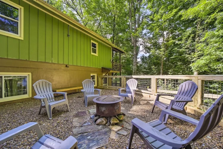 4 Bedrooms Cottage