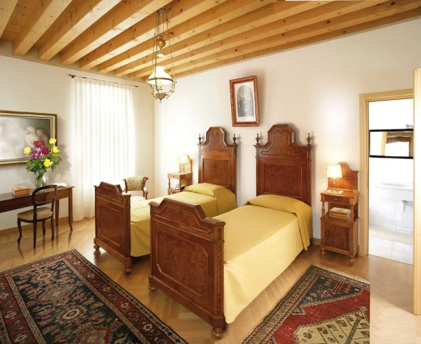 Twin Junior Suite