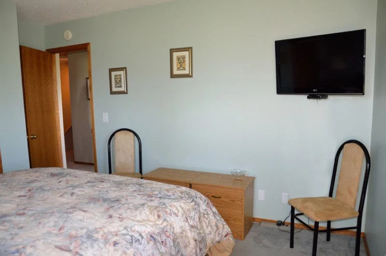 Gemstone Guest House and B&B