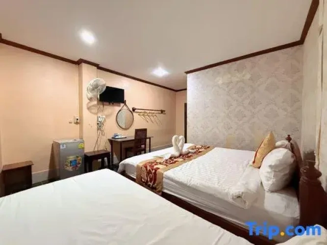 Standard Quadruple room with balcony