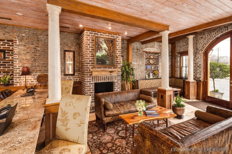 Andrew Pinckney Inn