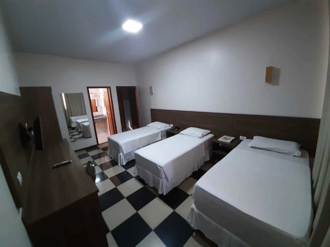 Standard Triple room