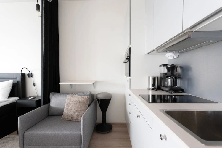 Superior Triple room with balcony and with city view