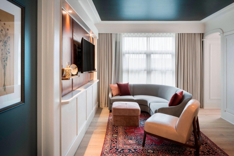 Double Suite