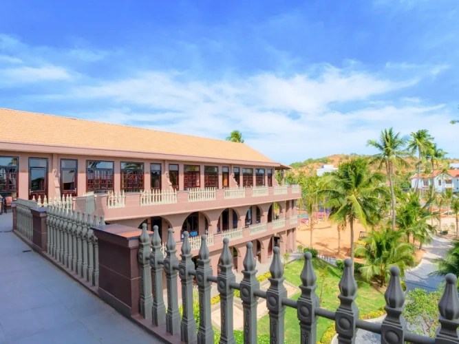 Deluxe Triple room with garden view