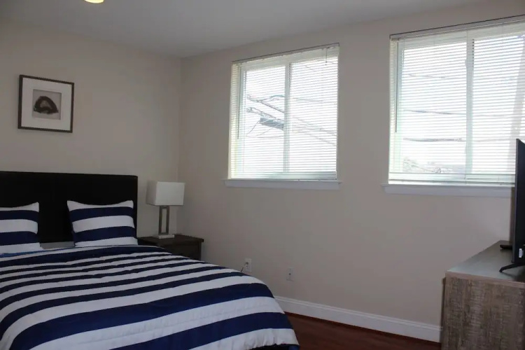Cozy 3 Bedroom/Great Location