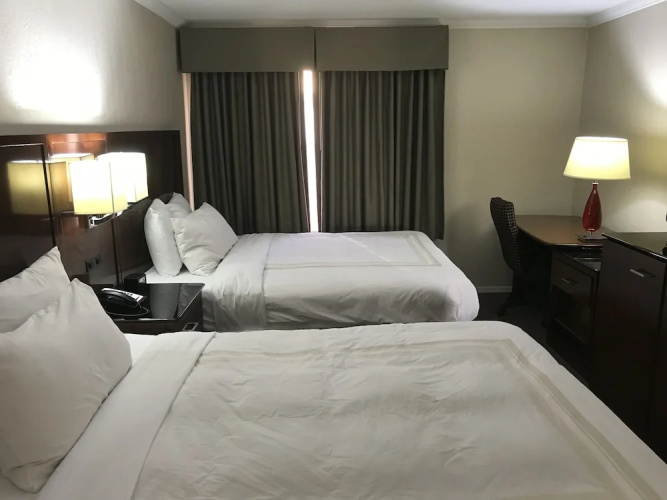 Georgetown Plaza Motel