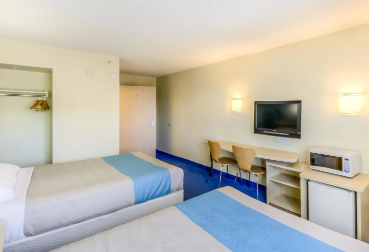 Aurora Inn Estevan