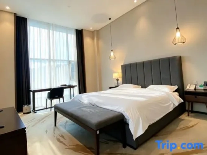 Executive Double Suite with courtyard view