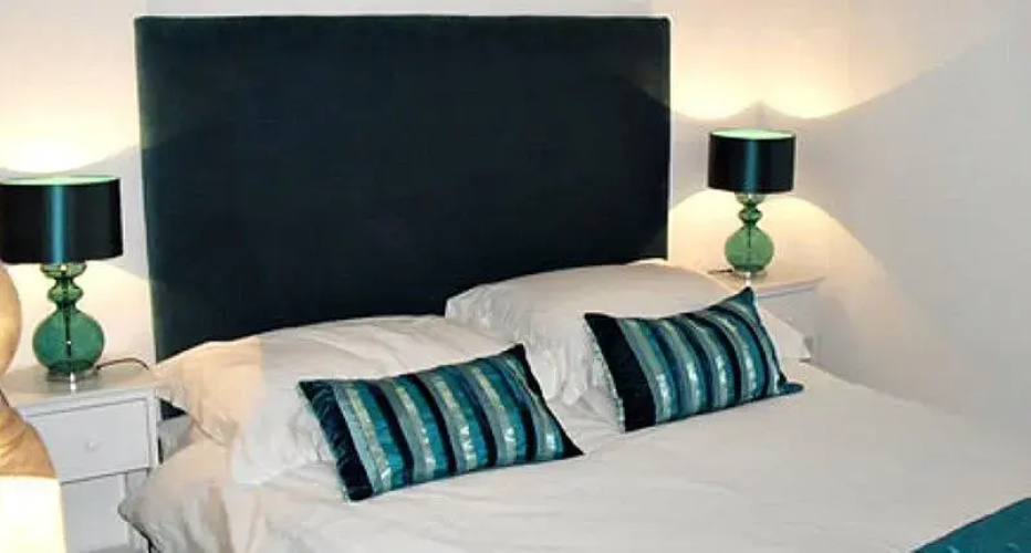 Old Greasby House Bed & Breakfast