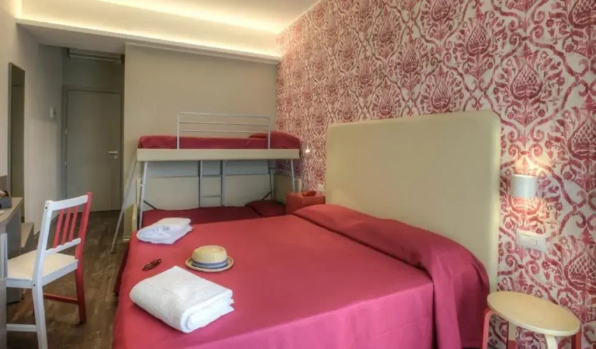 Superior Quadruple room