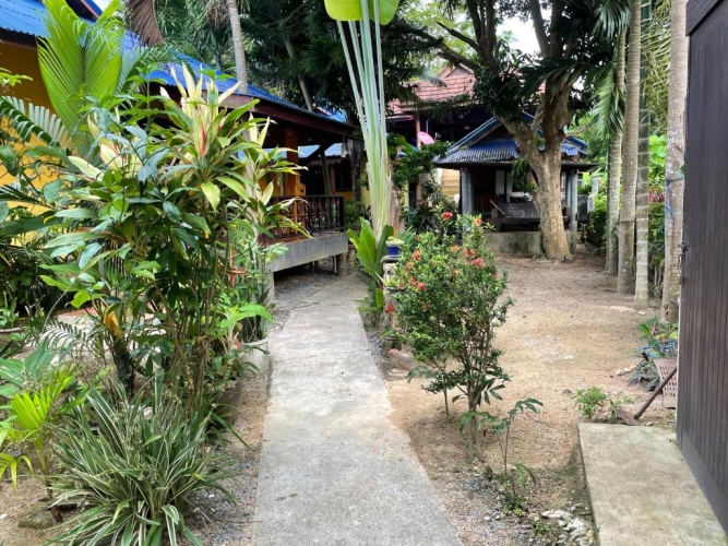 1 Bedroom Double Bungalow