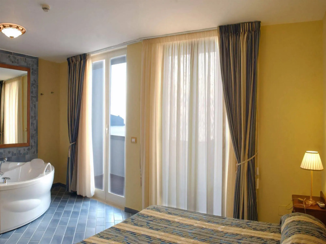 Baia Hotel