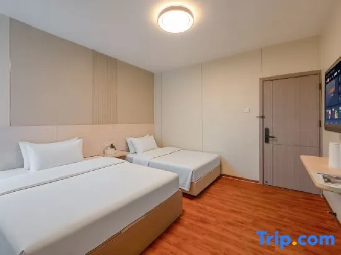 Premium Twin room