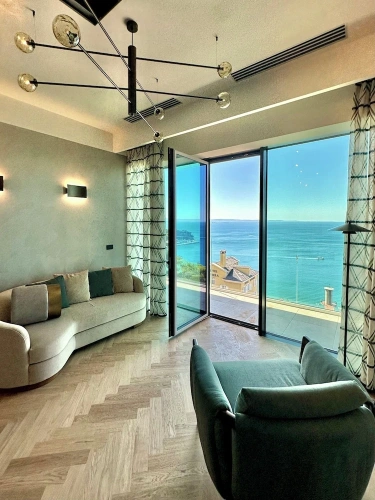 1 Bedroom Deluxe Double Suite with balcony and with sea view