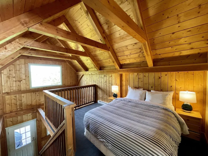 Best Coast Cabin