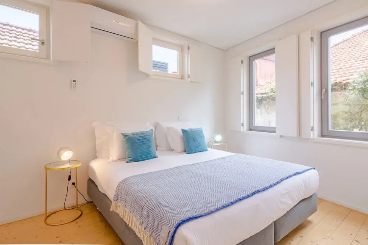 Charming Central Escape, Oporto