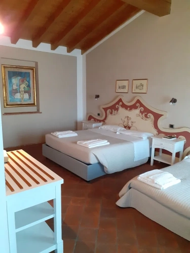Classic Triple room with garden view
