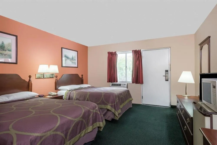 Days Inn - Lenox MA