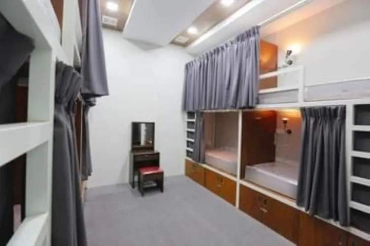 Bed in Dorm with balcony