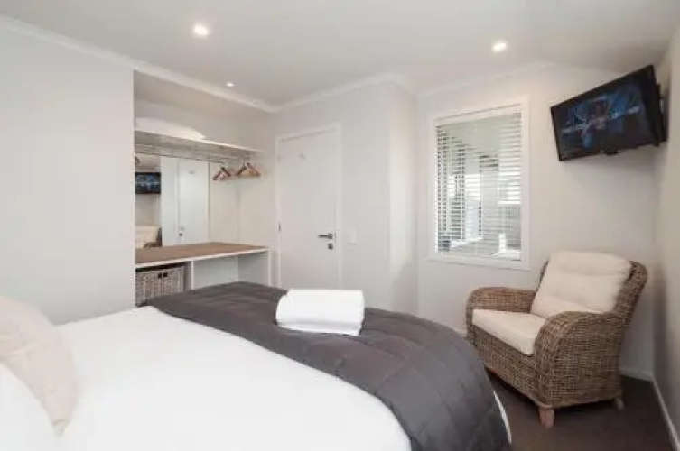 Luxury Rata Apartment - B
