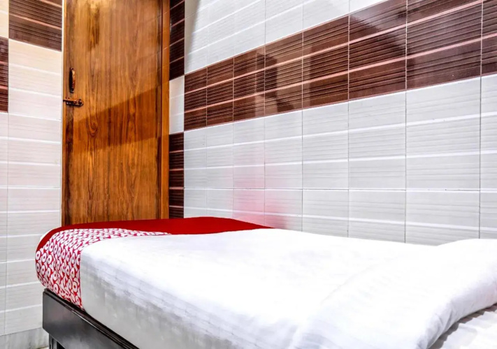 Chellam Residency