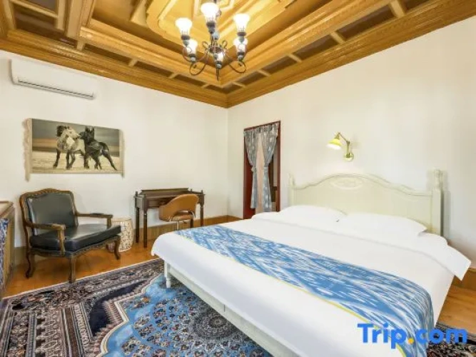 Deluxe Double Suite