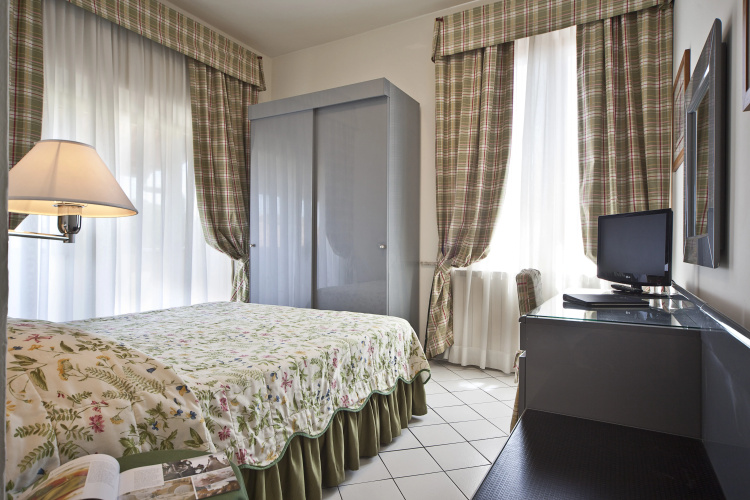 Hotel Italia