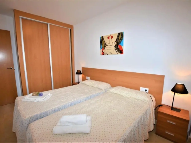 3 Bedrooms Apartment