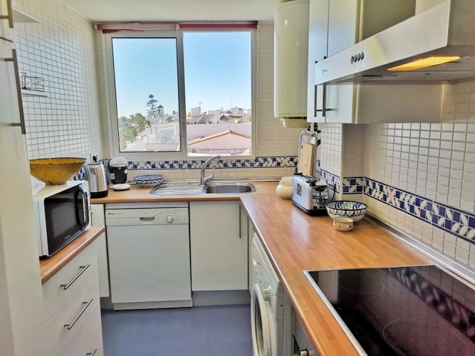 2 Bedrooms Comfort Apartment with sea view