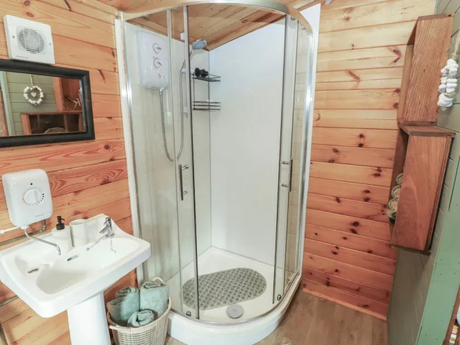 Mill Cabin Denant