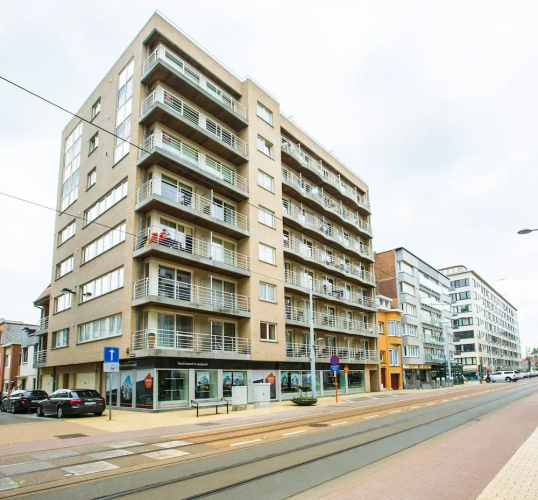 Apartment With 2 Bedrooms and 2 Bathrooms