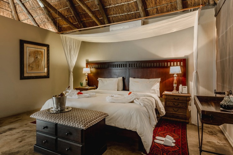 Bukela Game Lodge Amakhala Game Reserve