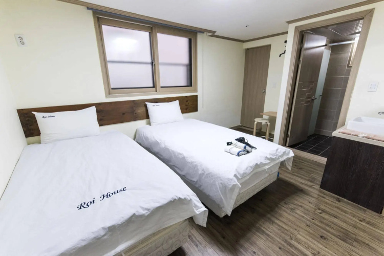 ROI House Hongdae