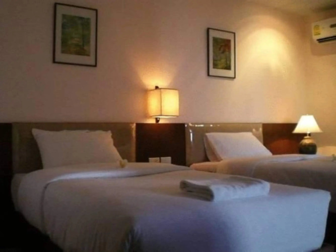 Naris Art HotelOver view