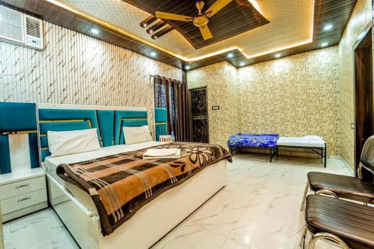 Deluxe Triple room