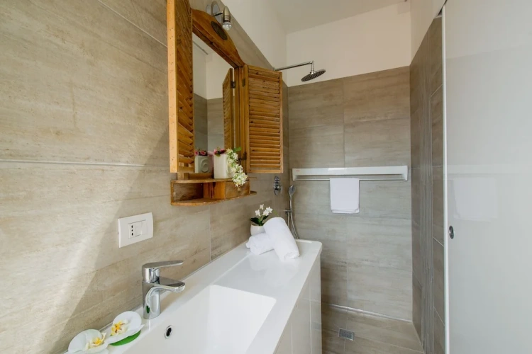 2 Bedrooms Luxury Apartment