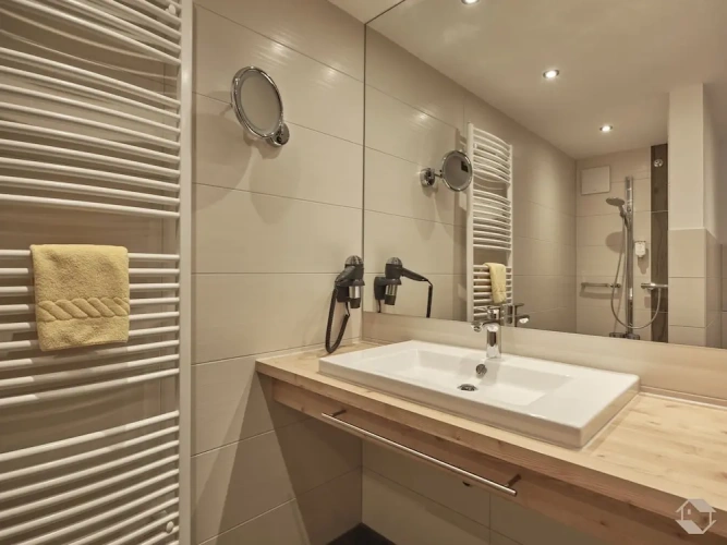 Suite with balcony