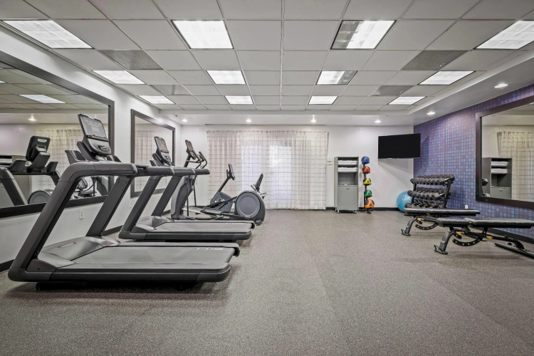 La Quinta Inn & Suites by Wyndham Miami Airport West photo 20