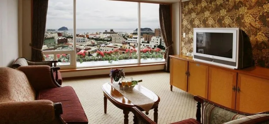 Daekuk Isleinn Hotel