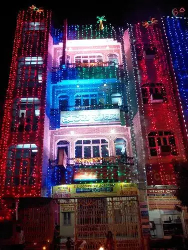 Raghav Hotel
