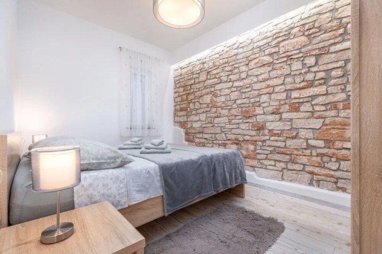 Apartment 1882