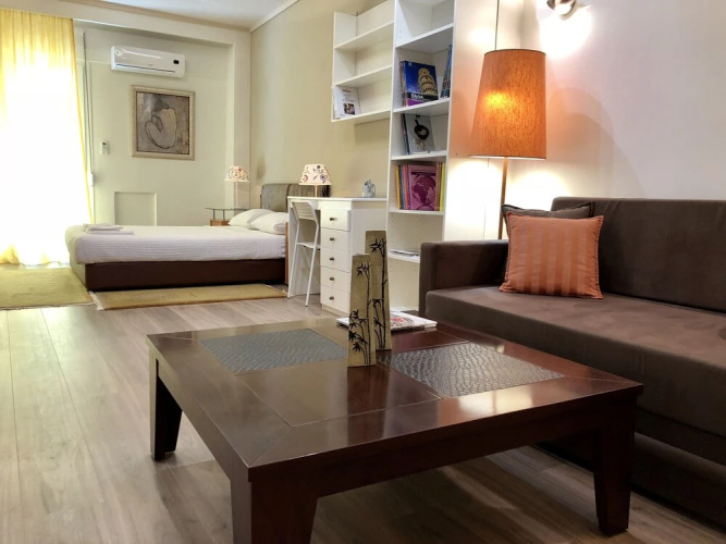 Egnatia Street Vintage Studio