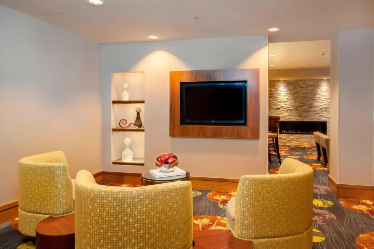 Courtyard by Marriott Ithaca Airport/University