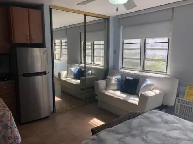 Kingsville Condado Studio Apartment