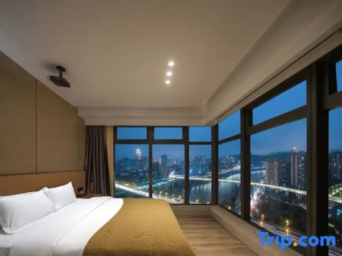 2 Bedrooms Suite with river view