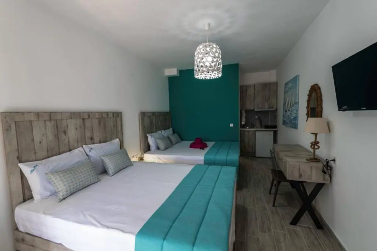 Blue Bay Hotel
