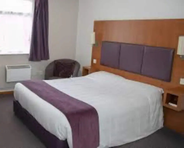 OYO Bluemont Hotel