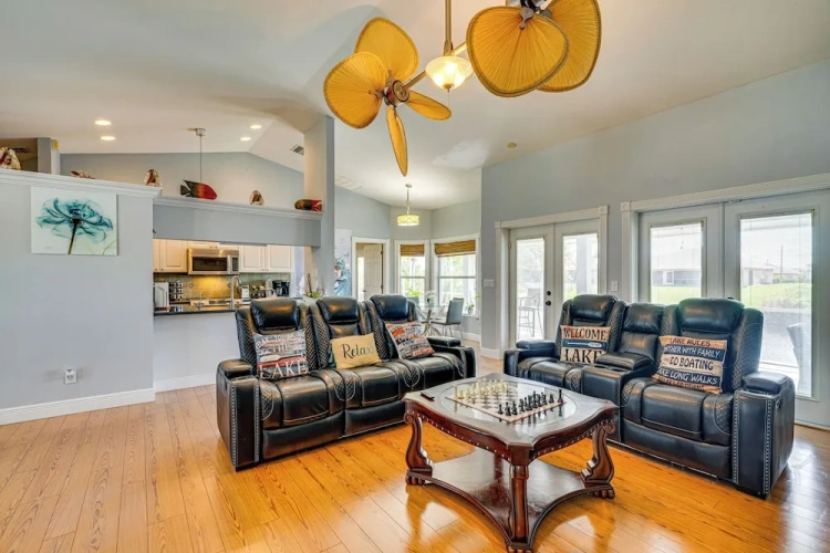 3 Bedrooms Cottage