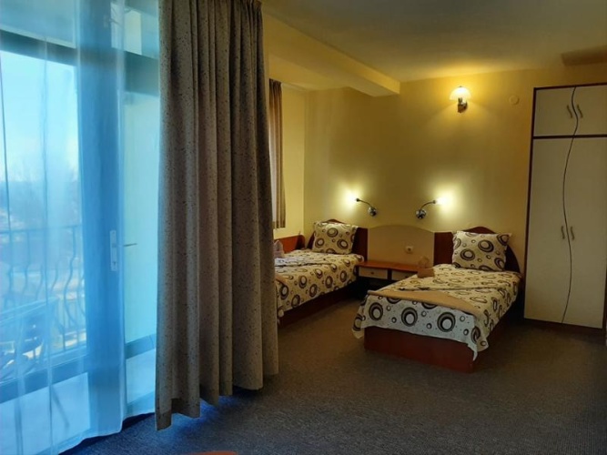 Studio with balcony and with sea view